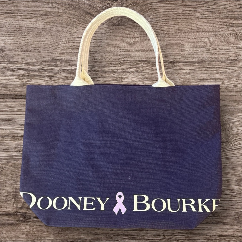 DOONEY & BOURKE Breast Cancer Awareness Tote Navy/Ivory Recycle Fashionably